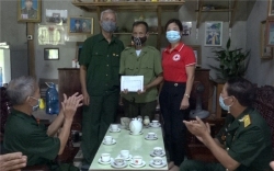 Hội Nạn nhân chất độc Da cam/Dioxin tỉnh Lào Cai thăm, tặng quà các gia đình nạn nhân chất độc Da cam/Dioxin trên địa bàn huyện Bảo Yên