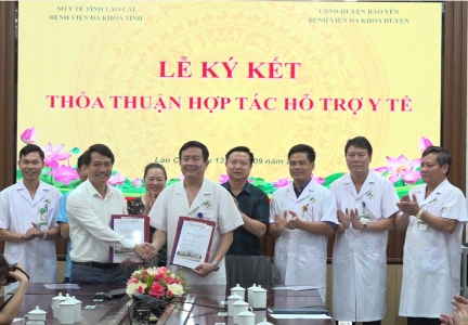 Bệnh viện Đa khoa tỉnh tổ chức ký kết hợp tác, hỗ trợ y tế toàn diện với Bệnh viện Đa khoa huyện Bảo Yên