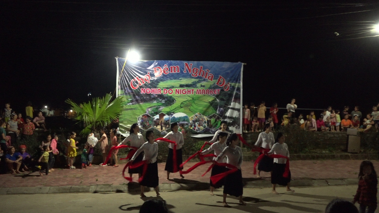 Chợ đêm xã Nghĩa Đô là không gian văn hóa mang đậm bản sắc văn hóa dân tộc Tày