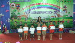 Ngày hội thể thao của bé tại trường mầm non xã Tân Dương