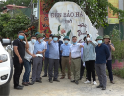 Chủ tịch UBND huyện Tô Ngọc Liễn kiểm tra công tác giải phóng mặt bằng tại xã Bảo Hà