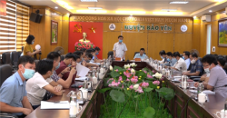 Phó Chủ tịch UBND tỉnh Hoàng Quốc Khánh kiểm tra việc thực hiện Chương trình xây dựng nông thôn mới và sắp xếp dân cư tại huyện Bảo Yên