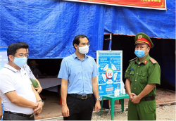 Chủ tịch UBND tỉnh Trịnh Xuân Trường kiểm tra công tác phòng, chống dịch bệnh Covid-19 tại huyện Bảo Yên