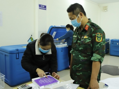 Lào Cai tiếp nhận 34.950 liều vắc xin Pfizer