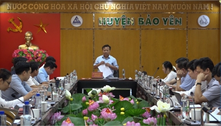 Đồng chí Nguyễn Trọng Hài- Phó chủ tịch UBND tỉnh làm việc với huyện Bảo Yên