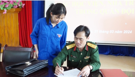 Ban Chỉ huy Quân sự huyện Bảo Yên tuyên truyền về tuyển sinh vào Học viện, các trường trong Quân đội năm 2024