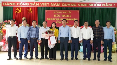 Hội nghị công bố Quyết định của Ban Thường vụ Huyện ủy về công tác cán bộ tại thị trấn Phố Ràng