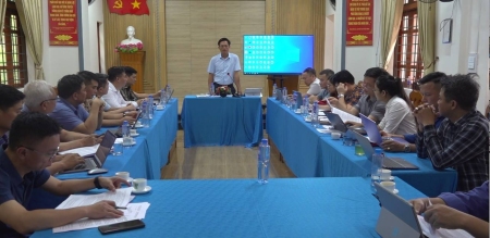 Đồng chí Hoàng Quốc Bảo – Bí thư huyện ủy làm việc với xã Bảo Hà