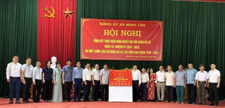 Minh Tân tổng kết thực hiện Nghị quyết Đại hội Đảng bộ xã khóa XX, ra mắt cuốn lịch sử Đảng bộ xã giai đoạn 1959 – 2024