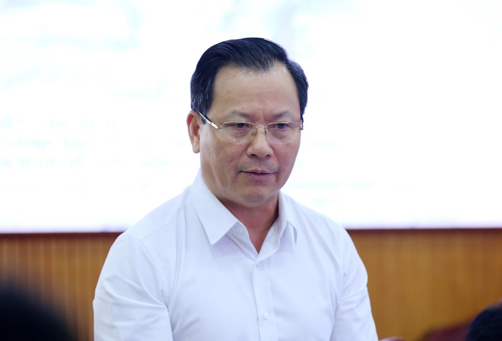 Phó Chủ tịch Thường trực UBND tỉnh Hoàng Quốc Khánh phát biểu ý kiến