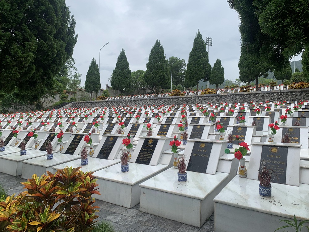 Nghĩa trang Liệt sĩ Quốc gia Vị Xuyên (tỉnh Hà Giang) quy tập hơn 1 800 hài cốt các anh hùng liệt sĩ