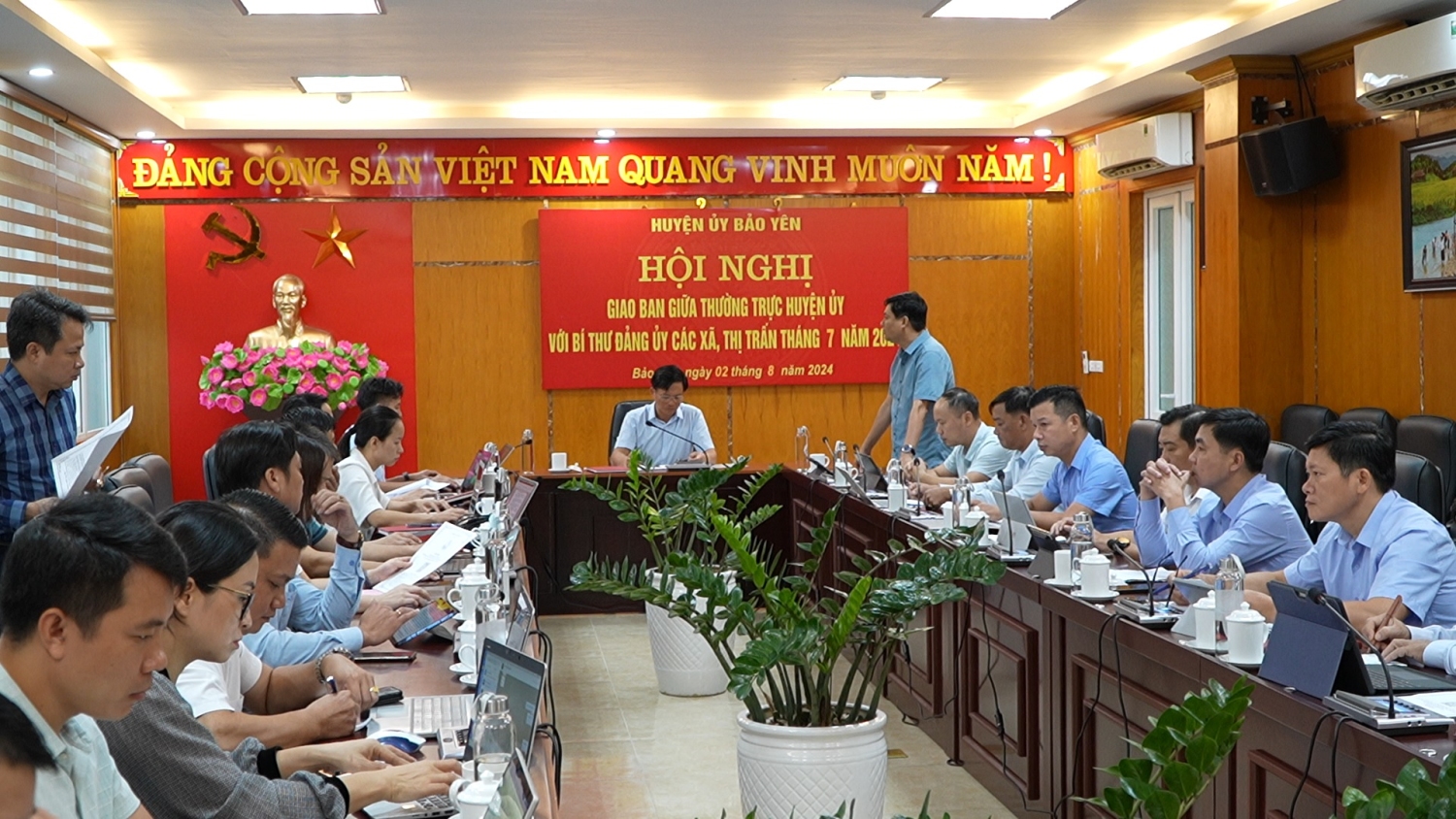 Quang cảnh hội nghị