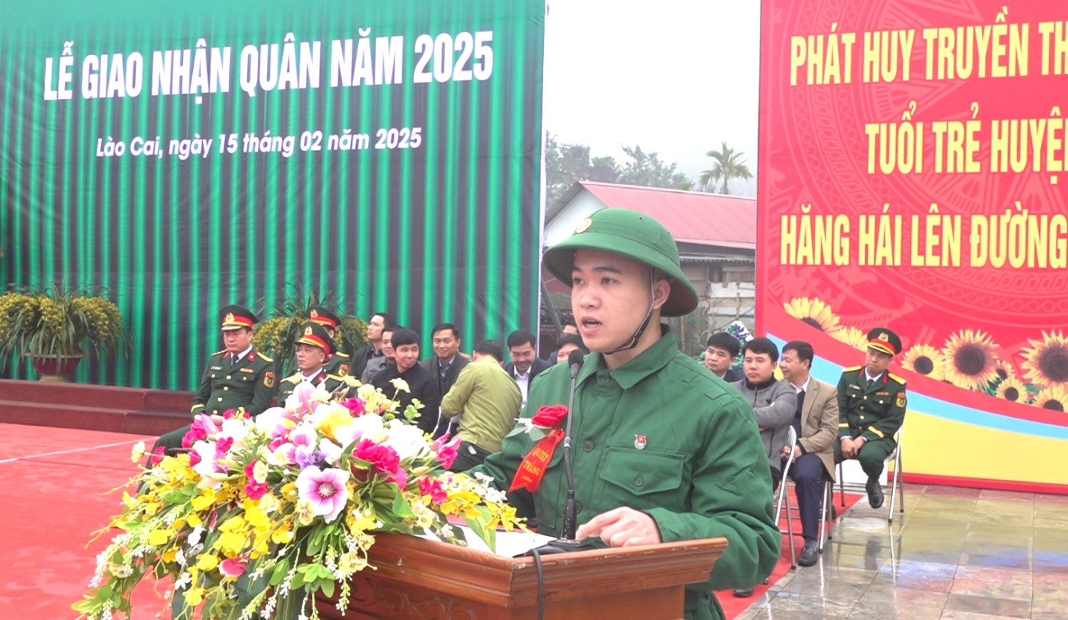 Tân binh Lục Duy Khánh thị trấn Phố Ràng phát biểu hứa quyết tâm hoàn thành tốt nhiệm vụ được giao